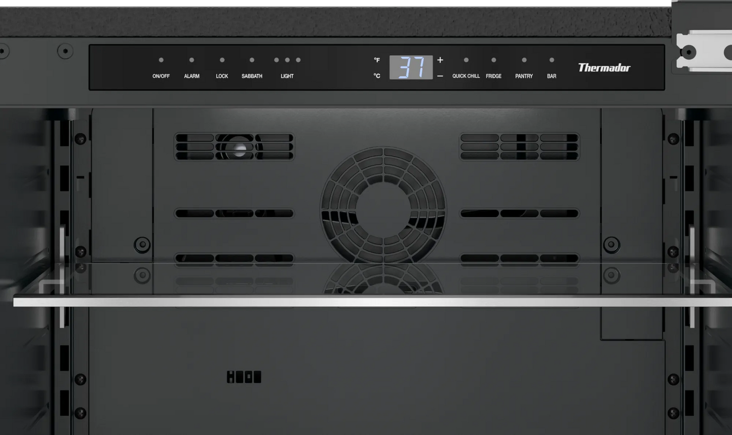 Frigobar Freedom® 24" panelable, RH